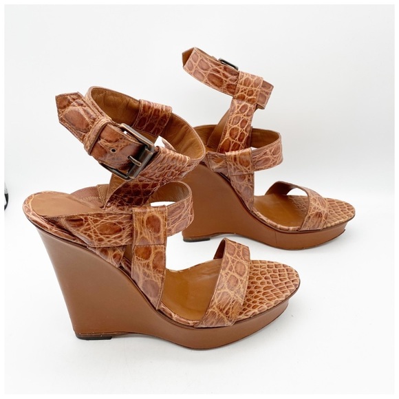 Bottega Veneta Brown Croc Embossed Wedges Size‎ 39 - Picture 9 of 13